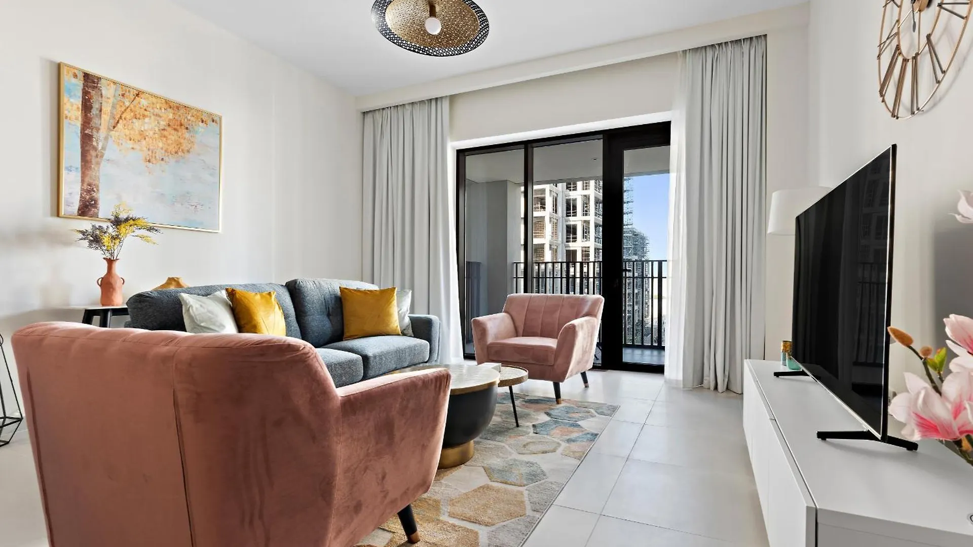 Relax & Unwind 1Br Retreat In Surf- Creek Beach 40 Dubai
